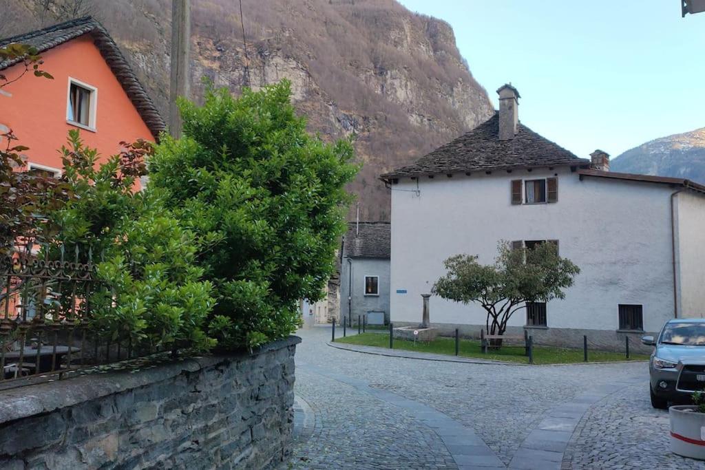 Апартаменты Armonia Edificio Storico Del 1563. Cevio Экстерьер фото