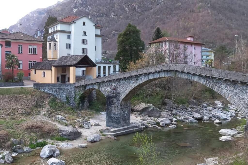 Апартаменты Armonia Edificio Storico Del 1563. Cevio Экстерьер фото